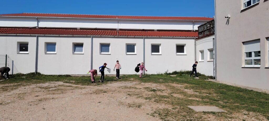Čišćenje školskog okoliša